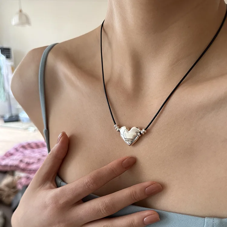 Выдвижное кожаное металлическое ожерелье для влюбленных женское дизайнерское