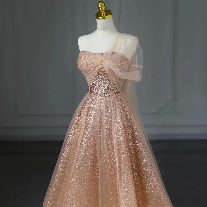 

Sparkly Champagne Gold Cocktail Dresses One Shoulder Strapless A Line Vintage Shawl Cape Sequined Sequins Prom Party Gowns 2022