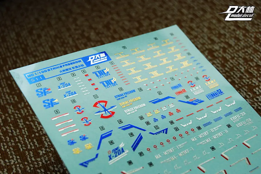 D.L высококачественная водяная паста для наклеек MG MB 1/100 ZGMF-X20A Strike Freedom 4-цветная