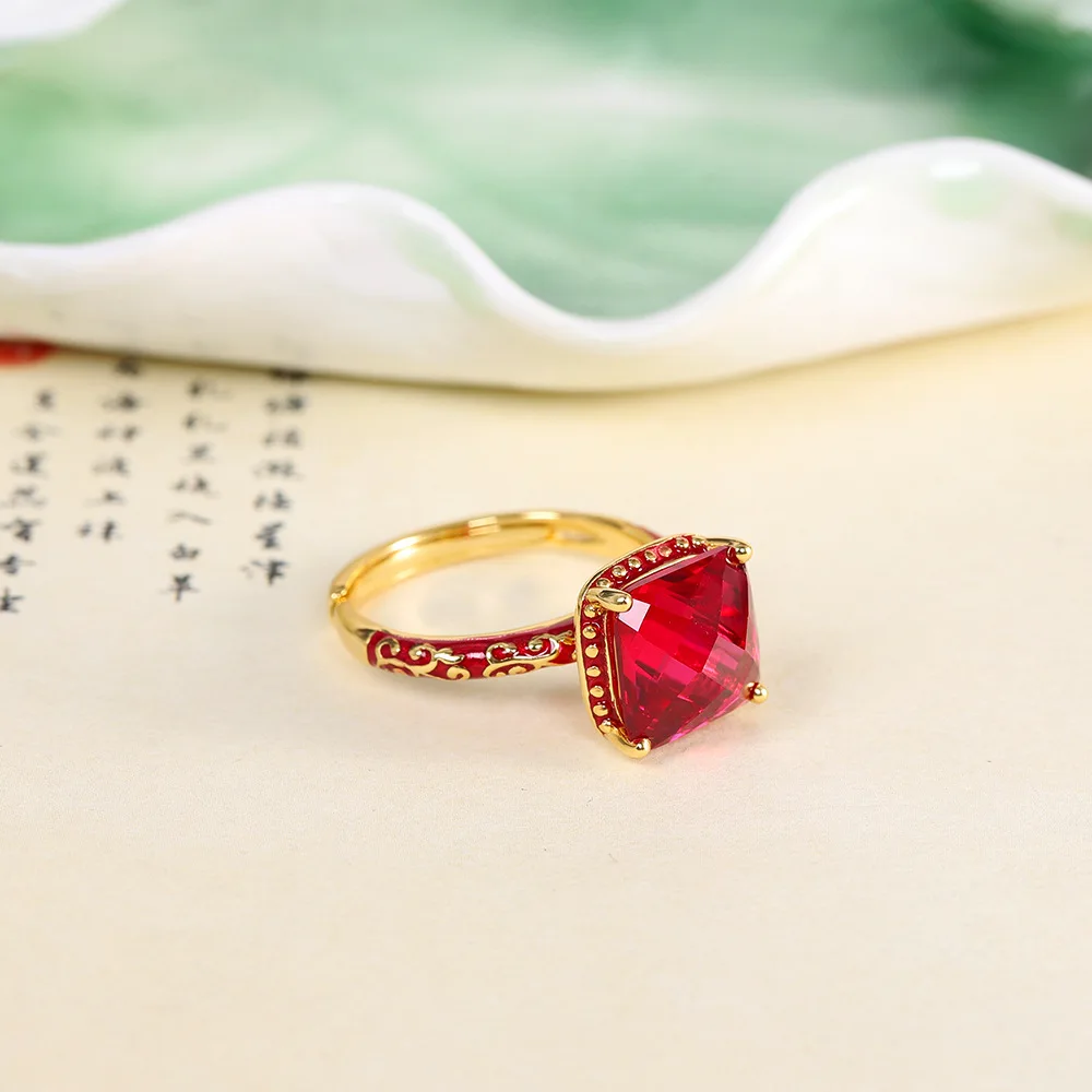 Женские серьги из серебра 2022 пробы с красной Корундовой эмалью |