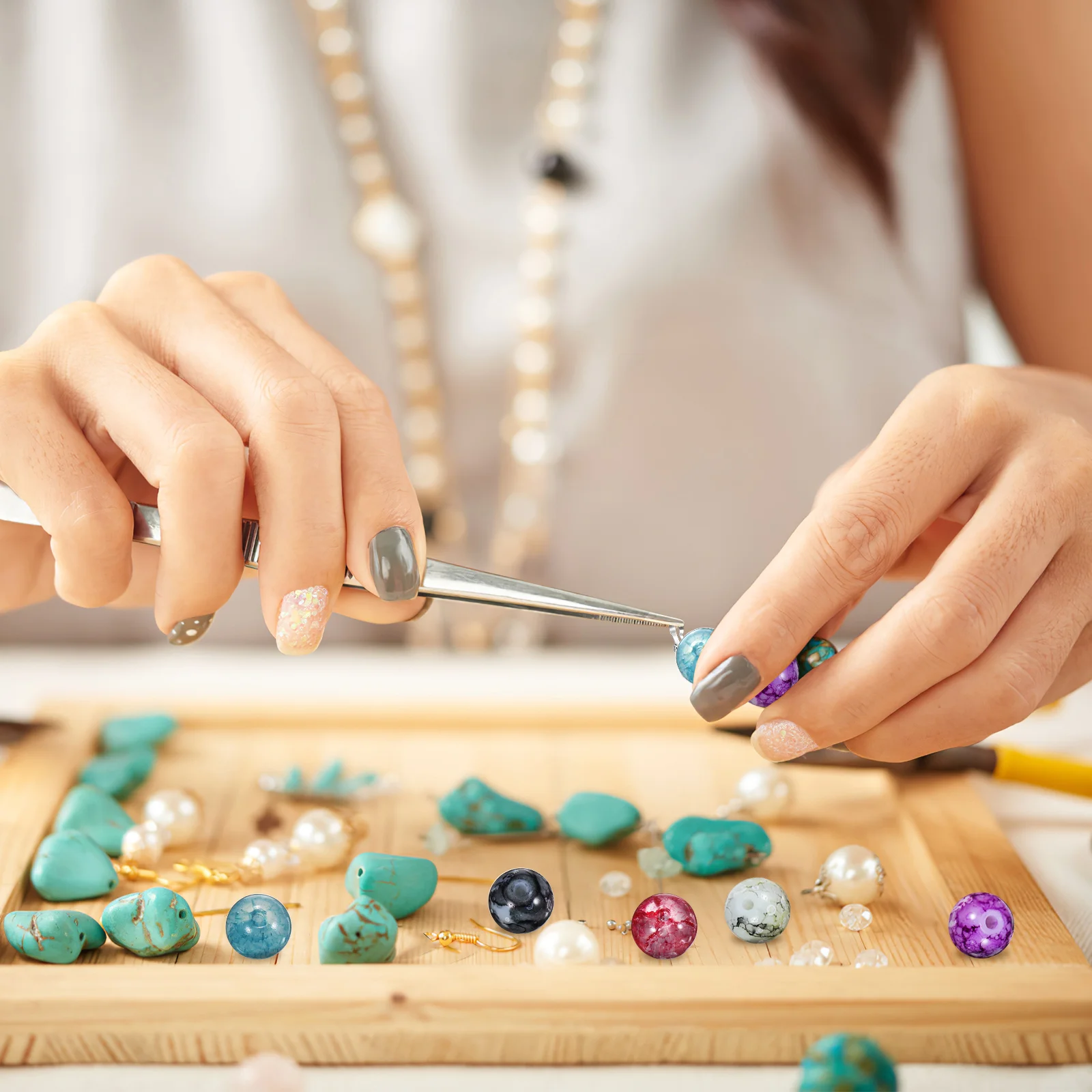 200pcs Round Beads Jewelry Spacer Beads Small Charm Beads with Elastic Rope for Necklace Bracelet