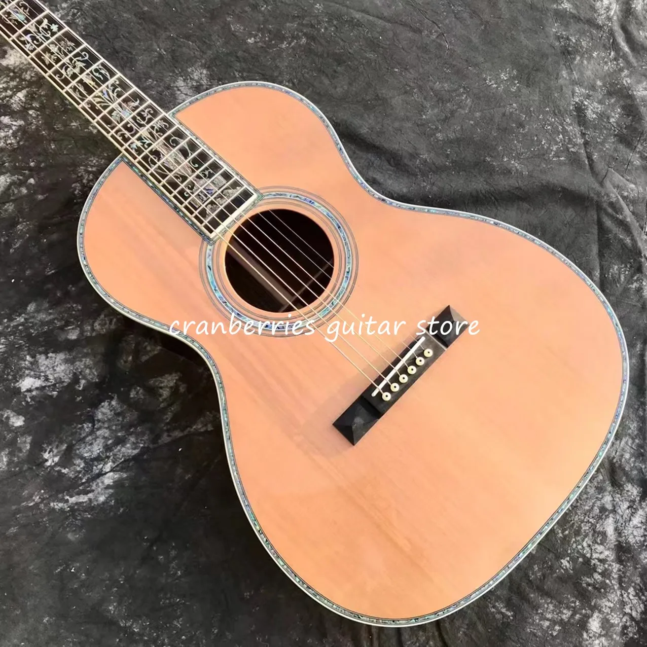 

Solid Cedar Top Acoustic Guitar,39 Inches OM Model Guitarra,Classical Headstock,Ebony Fingerboard,Real Abalone,Free Shipping