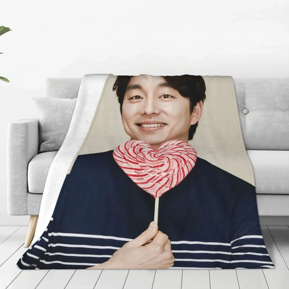 

Gong Yoo Heart Candy Knitted Blankets Fleece Actor Star Soft Throw Blanket for Bedding Couch Bedroom Quilt