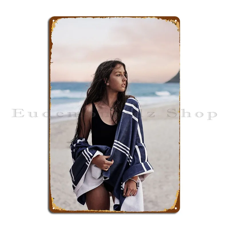 

Women In A Bathing Suit Metal Sign Cinema Wall Decor Wall Mural Customize Club Tin Sign Poster