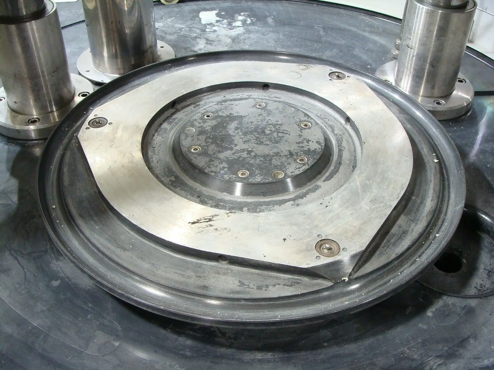 Рисунок 3 - Алмазная система зарядки xxx Engis Hyprez