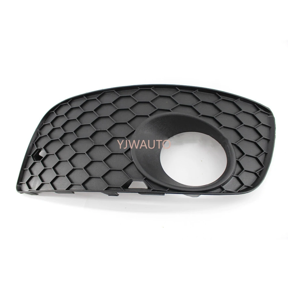 Фото Для VW GOLF 5 GTI 2005-2009: решетка противотуманной фары, накладка на противотуманную фару, передний бампер, решетки противотуманных фар (комплект M) №1