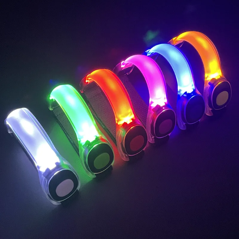 Рисунок 3 - Светящиеся браслеты