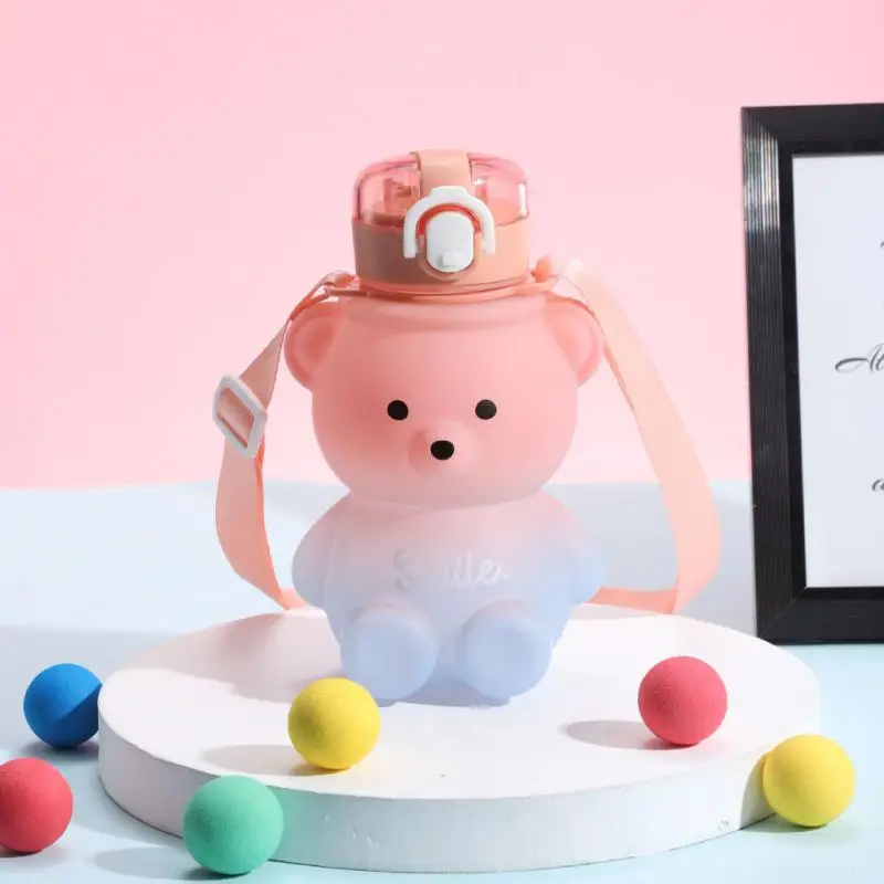 

800ML Kawaii Bear Kettle Straw Water Cup Summer Large Capacity Plastic Straw Drinking Cup Cute Children Water Bottle Accessories