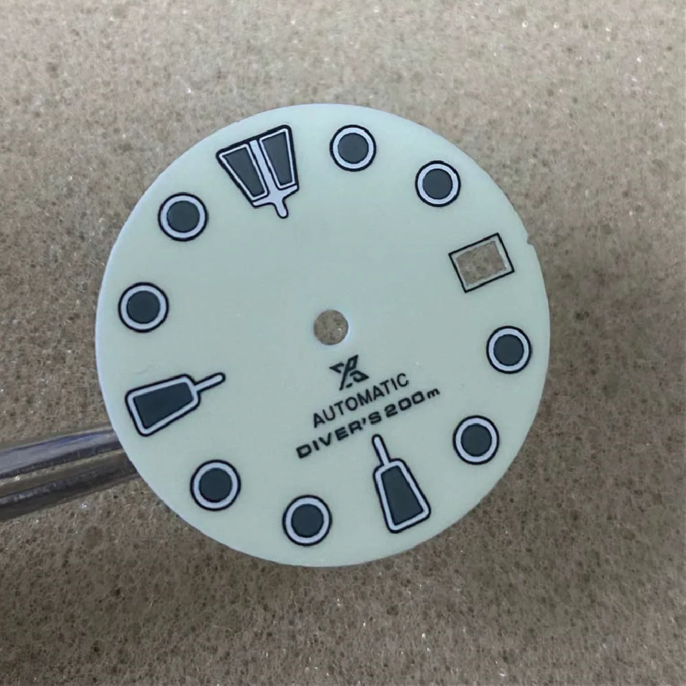 Watch luminous chassis mechanical conversion white dial 28.5mm full C3 green luminous NH35/36 movement watch case Date