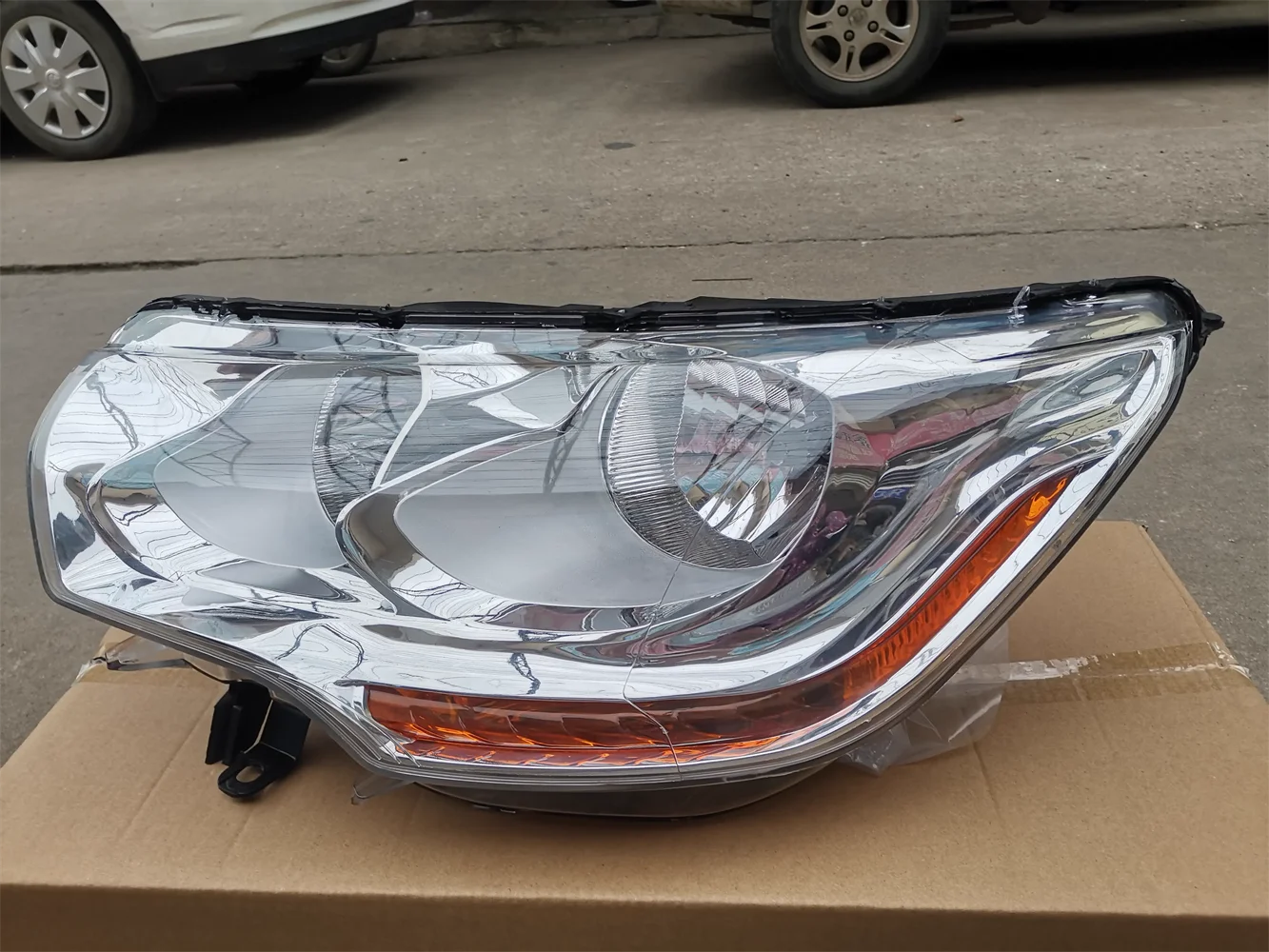 Передняя фара в сборе для Citroen C4L DRL дневные ходовые огни сигнал поворота