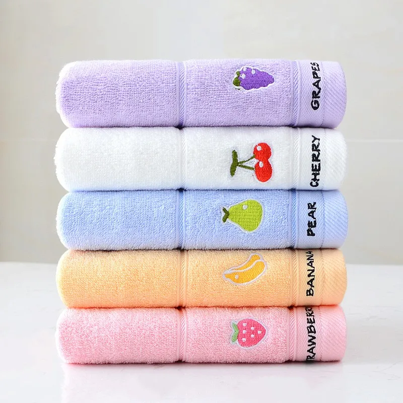 

A piece Children's towel cotton cartoon solid color square towel soft absorbent saliva towel for infants and toddlers