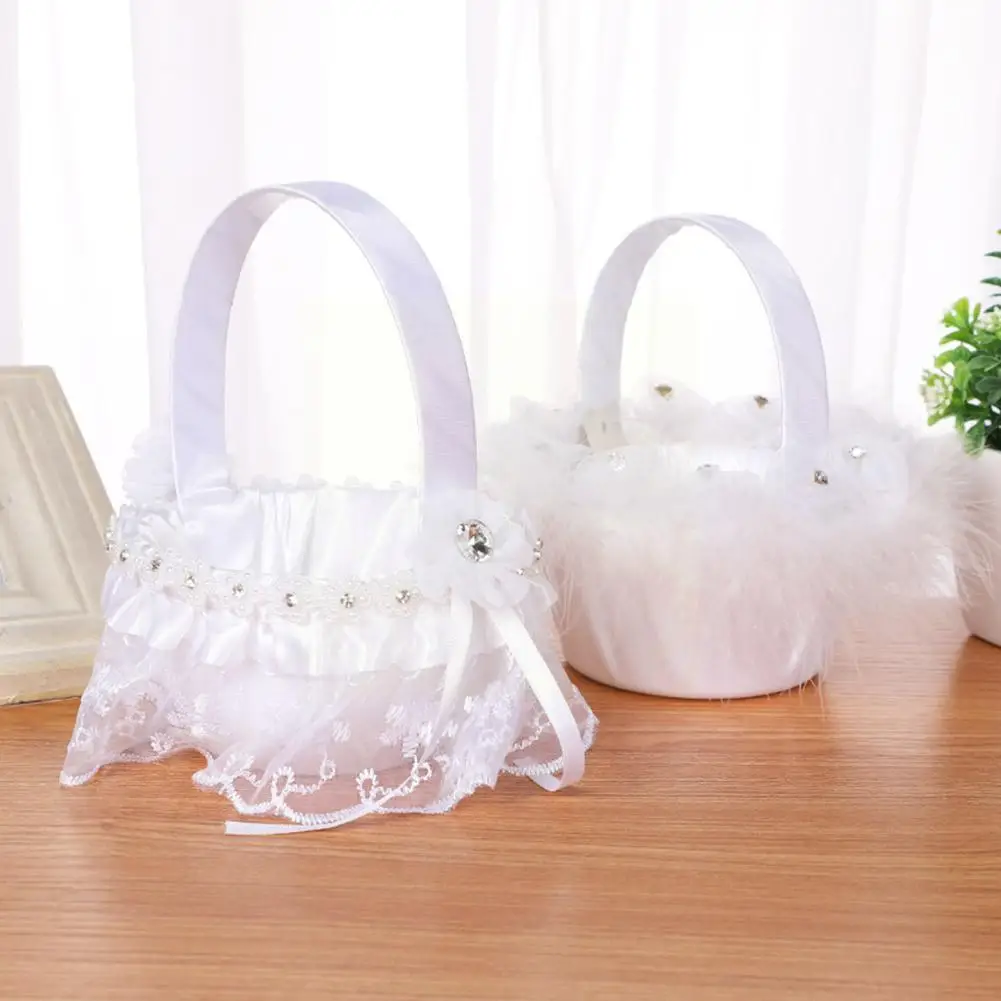 

Wedding Flower Basket Bridesmaid Lace White Flower Rustic Vintage Ceremony Wedding Shower Table Basket Decorations Girl Bri C5e3