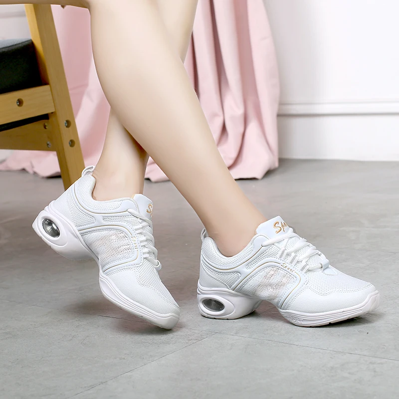 Women's Dancing Shoes Fitness Lightweight Air Cushion Breathable Casual Female Walking  Trainers Lace-up Increasing Height
