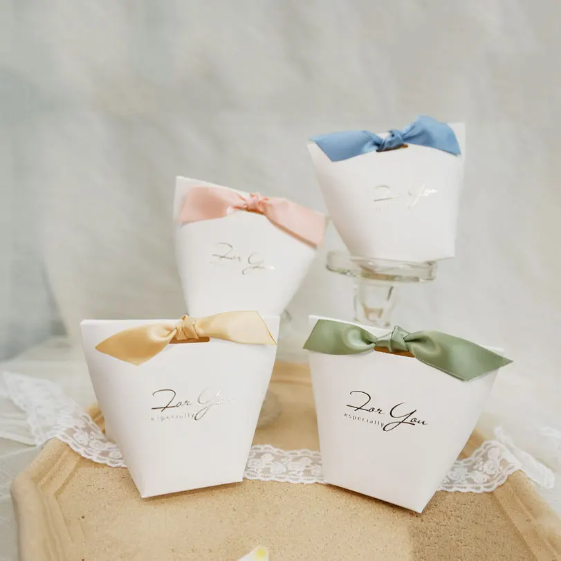 Candy Bag Chocolate Gift Boxes For Bridal Birthday Party Baby Shower All Occasions With Ribbons(white)