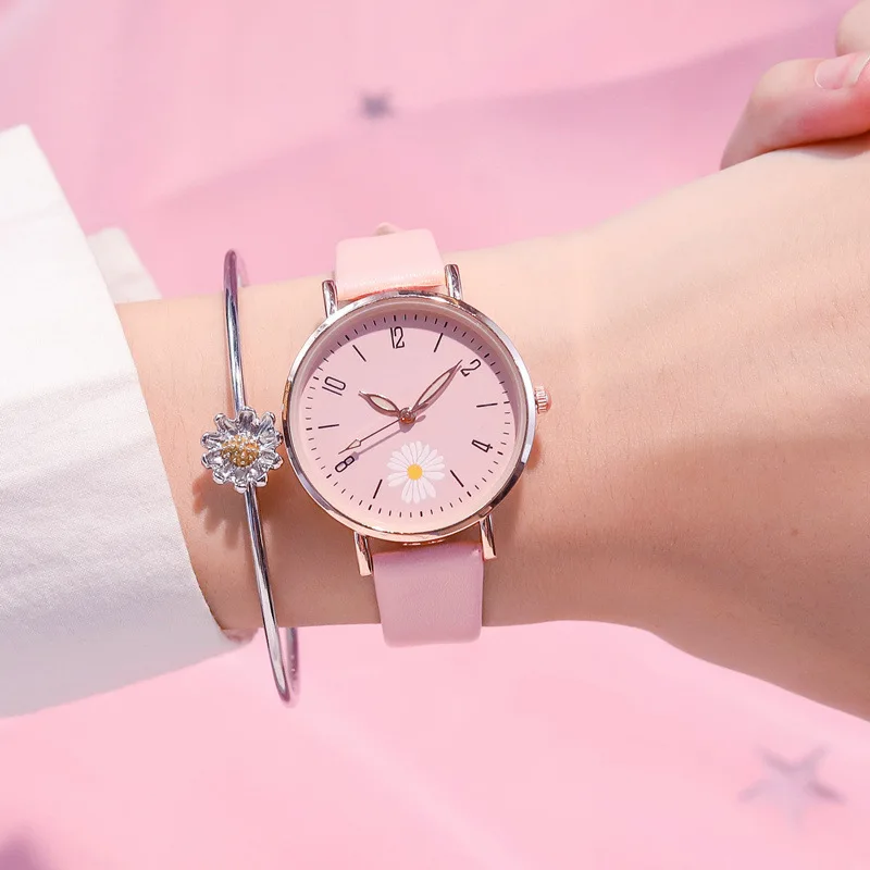 

Модные круглые кварцевые часы с мультяшным рисунком и циферблатом, повседневные наручные часы, модные часы с кожаным ремешком, водонепроницаемые наручные часы для женщин