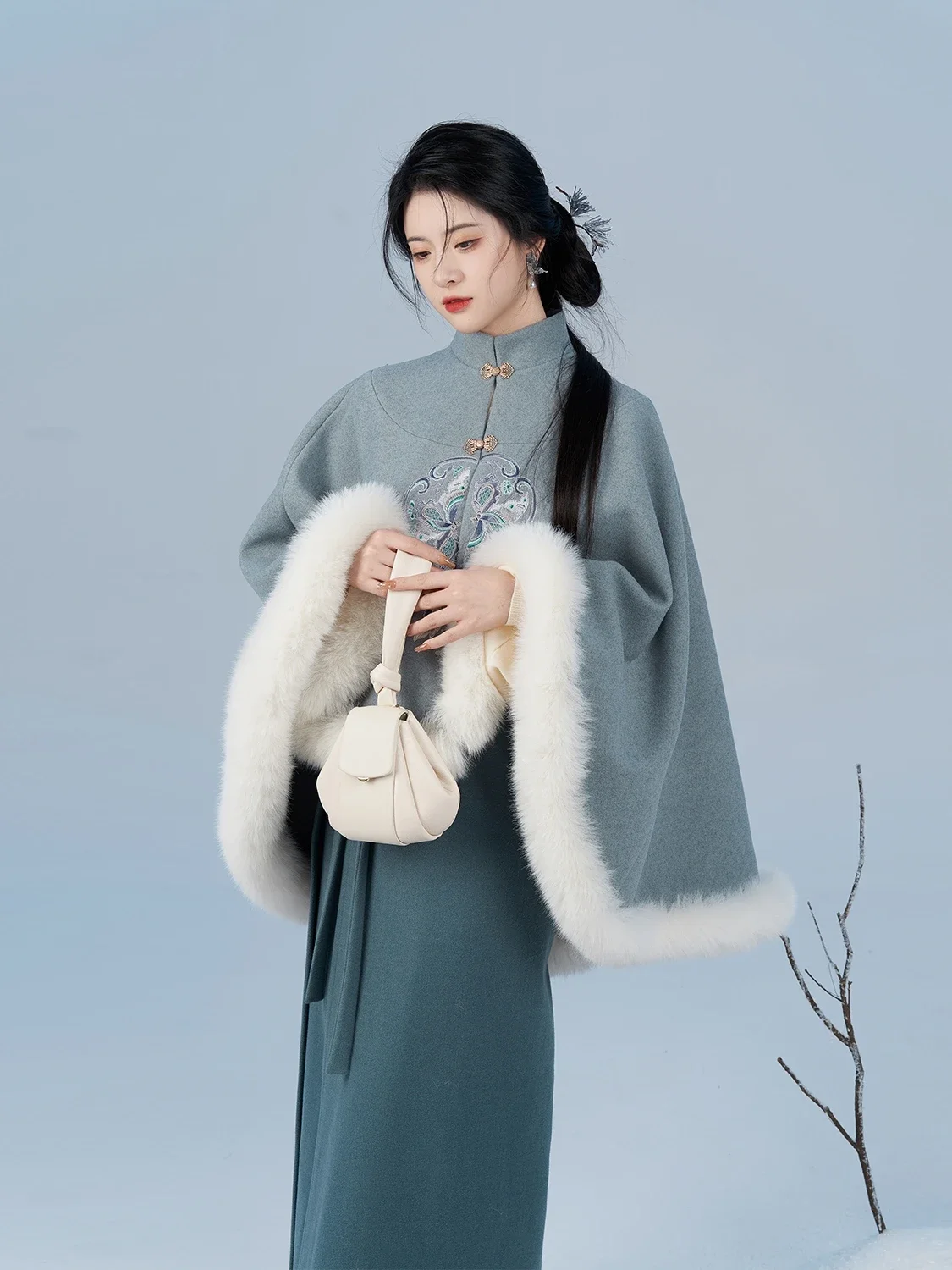 New Chinese Cloak Wool Jacket Spinning Skirt Two-piece Set