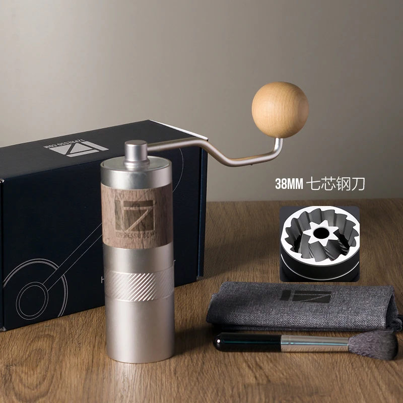 1Zpresso MINI Manual Coffee Grinder Q2 Portable coffee mill 7 core burr Easy disassembly for cleaning 420stainless steel burr
