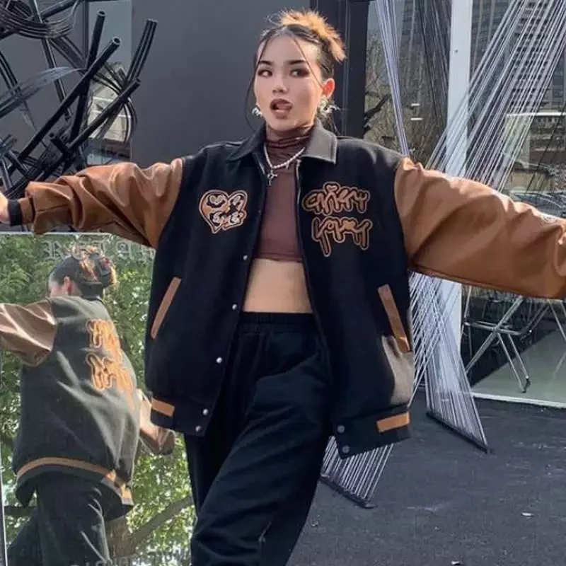 

2021 Retro Leather Stitching Baseball Uniform Jacket Female Autumn Winter Couple Embroidered Long Sleeve Hip Hop Bomber Jacket