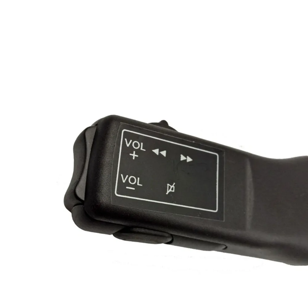 Универсальный автомобильный пульт дистанционного управления на рулевое колесо