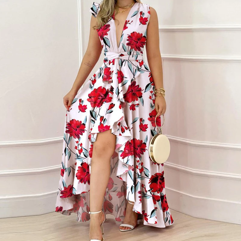 

Женское летнее платье на бретелях-спагетти с цветочным принтом