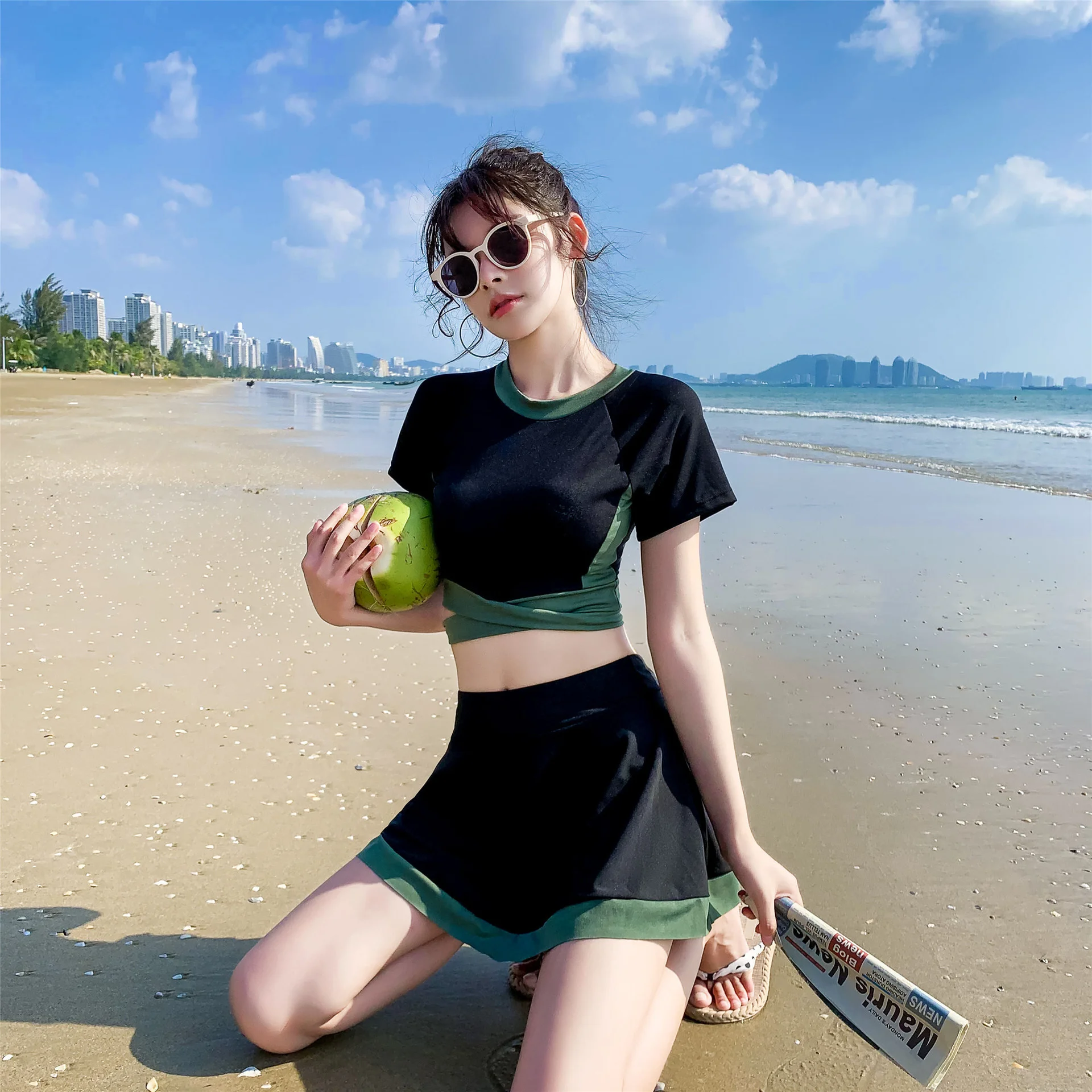 

Korean Casual Black Swimwear Women Swimsuit Split Short Sleeve Summer Holiday Bikini Sexy Lovely Beachwear Cc349