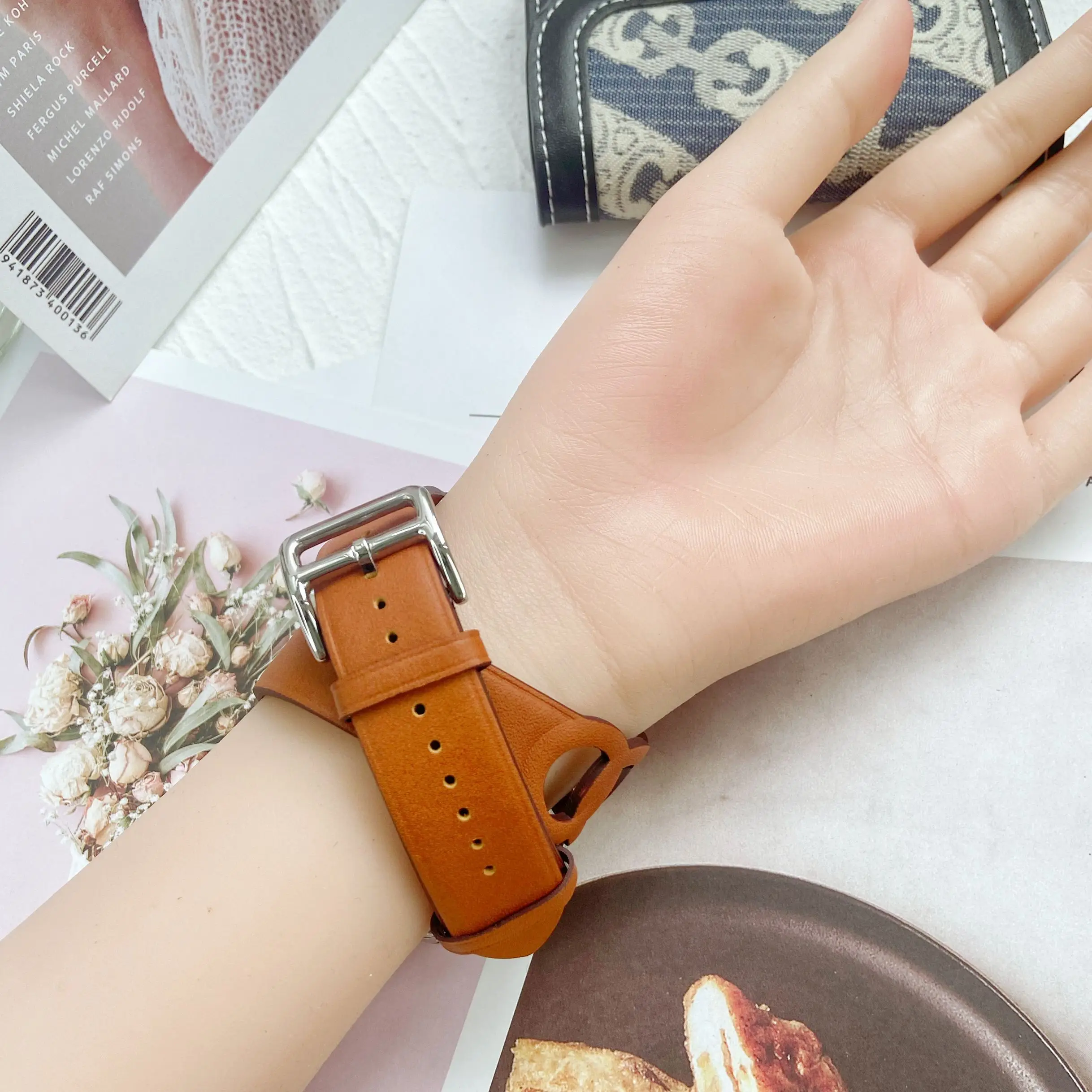 Bracelet for Apple Watch Band 8 7 6 5 4 3 2 1 SE Genuine Leather Strap Pulseira Apple Watch 49mm 45mm 41 44 40 42 38 for iWatch