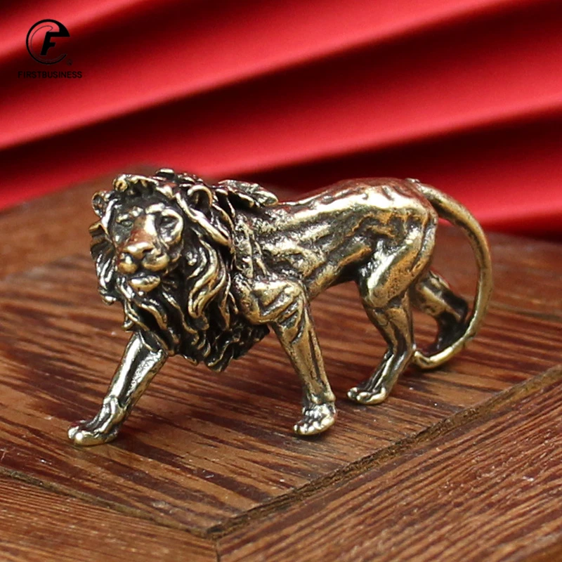 Фото Миниатюры Majestic King Lion из чистой меди, украшения для стола, винтажные латунные мини-статуи животных, домашний декор, украшения, ремесло №2