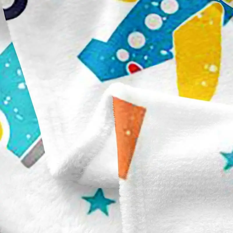 Фланелевое флисовое покрывало с мультяшным рисунком всесезонное для