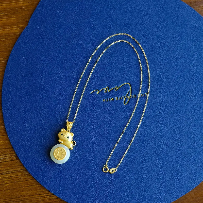 Женское колье из серебра 925 пробы с изображением тигра |