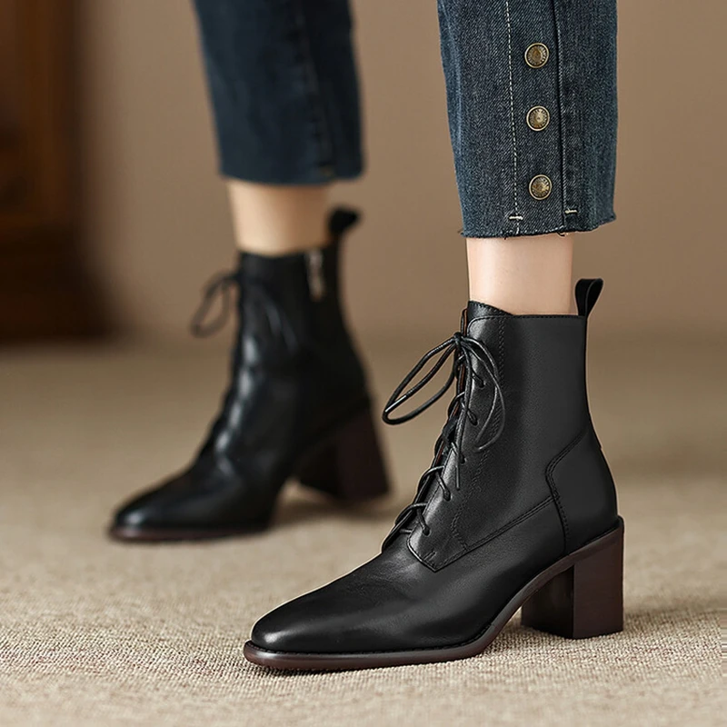 

Женские ботинки из натуральной кожи, с квадратным носком, на молнии