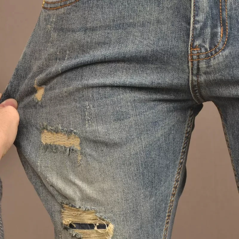 Рисунок 6 - Джинсы мужские зауженные рваные