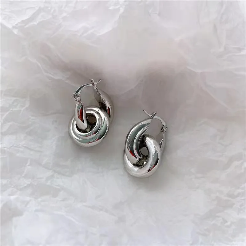 

European and American French cold wind double ring buckle a new detachable hipster double ring earrings earrings free shipping