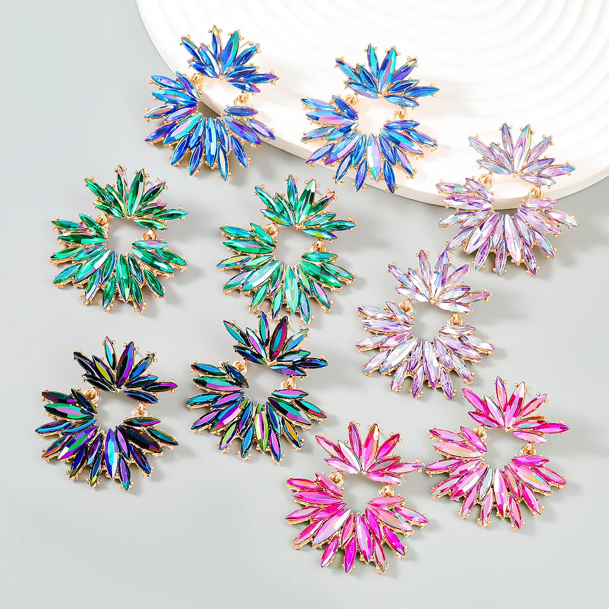 

Fashion Woman Fine Jewelry Earrings Super Bling Crystal Flower Ladies Accessories Earring For Party Daily Use