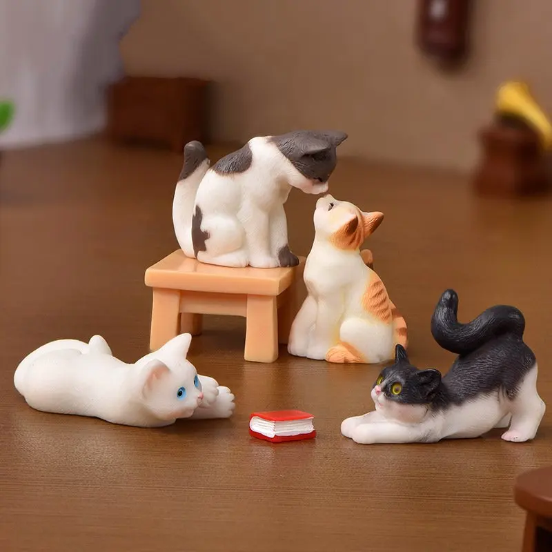 

Cute Cat Figurine Kitten Micro Landscape Resin Crafts for Gardening Moss Dollhouse Home Table Desktop Room Decoration
