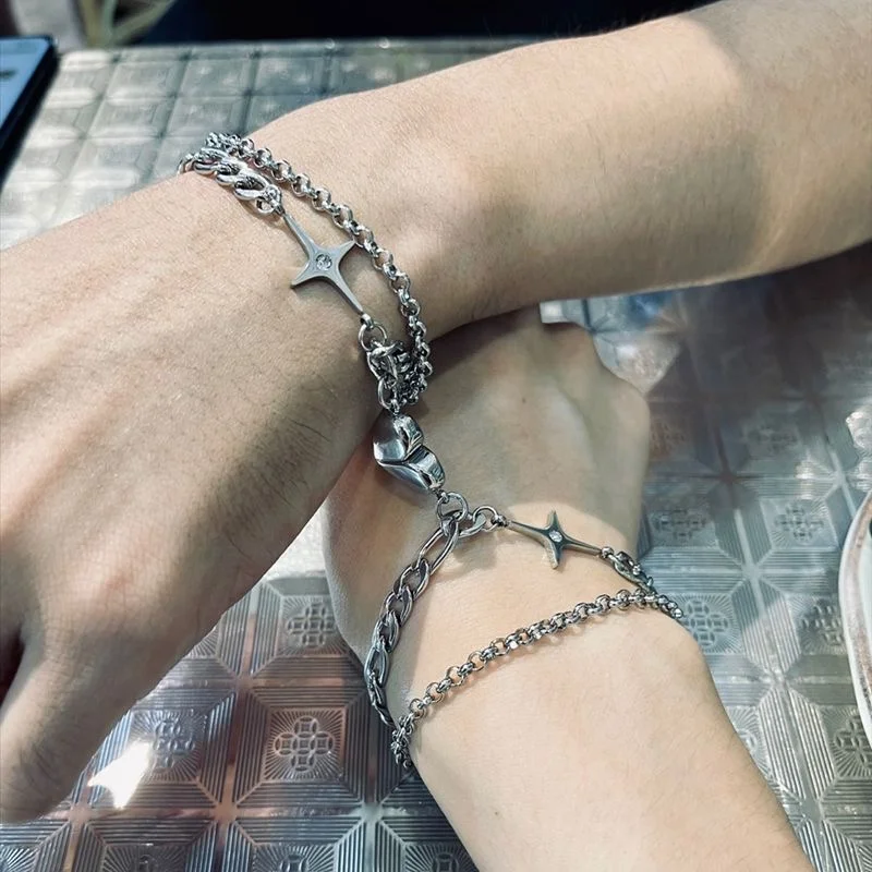 

1Pair Couple Bracelet Stainless Steel Color Women Men's Hand Chain Fashion Heart-shaped Magnet Love Friendship Bracelets Jewelry