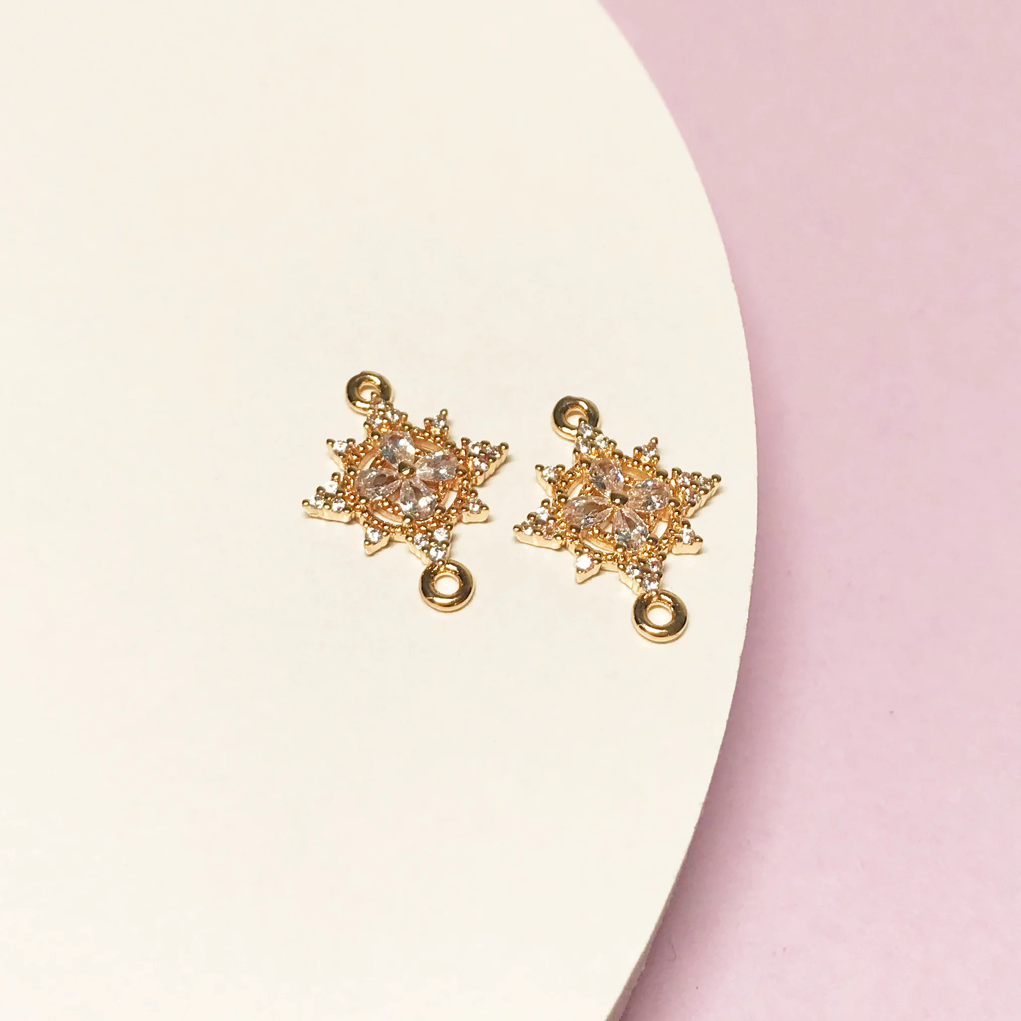 

A Pair of Copper Zircon Flower Dangle Earrings Setting Base Color-preserving Connector Charms for DIY Jewellery Making
