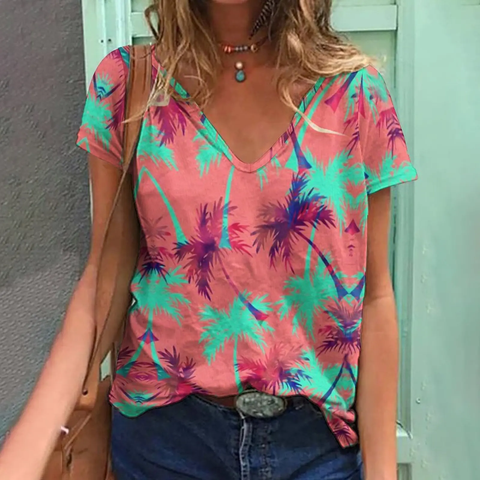 

Female butterfly printed T-shirt 3D, female V neck comfortable T-shirt, summer fashion casual street wear Women, 2022 new design T-shirt
