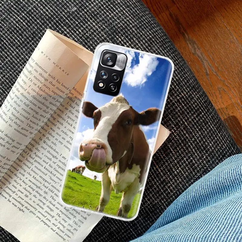 Чехол для телефона Корова которая любит приклеить его язык Xiaomi Redmi Note 13 14 Pro Plus 13C 14C