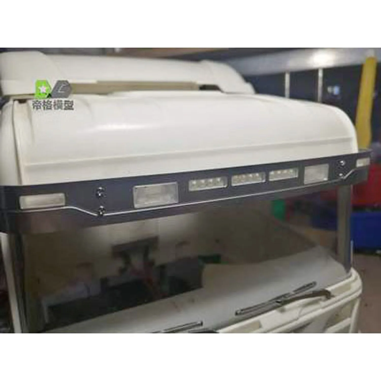 łkową zapasową lampę przeciwsłoneczną LED do ciągnika siodłowego 1/14 RC 620 730 470 Wywrotki Samochodowy pilot Plastikowa metalowa część