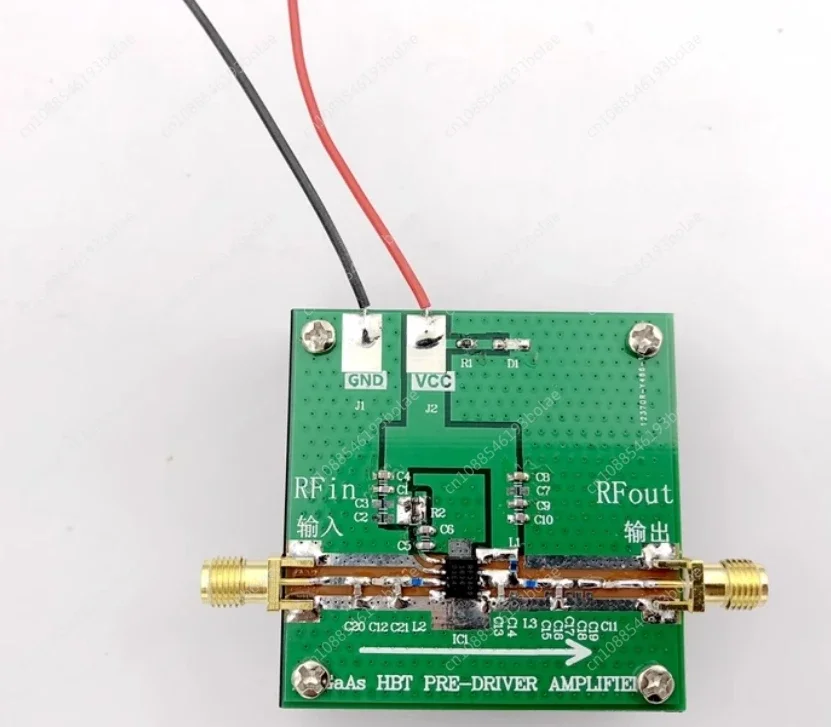 Макетная плата усилителя мощности 400 МГц-4 ГГц 1 Вт TQP7M9103 с большим радиатором для