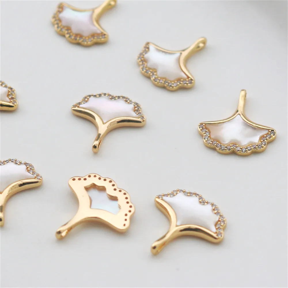 

14k clad gold inlaid zirconia shiny shell skirt pendulum fan-shaped 15 * 15.5mm pendant diy jewelry necklace with