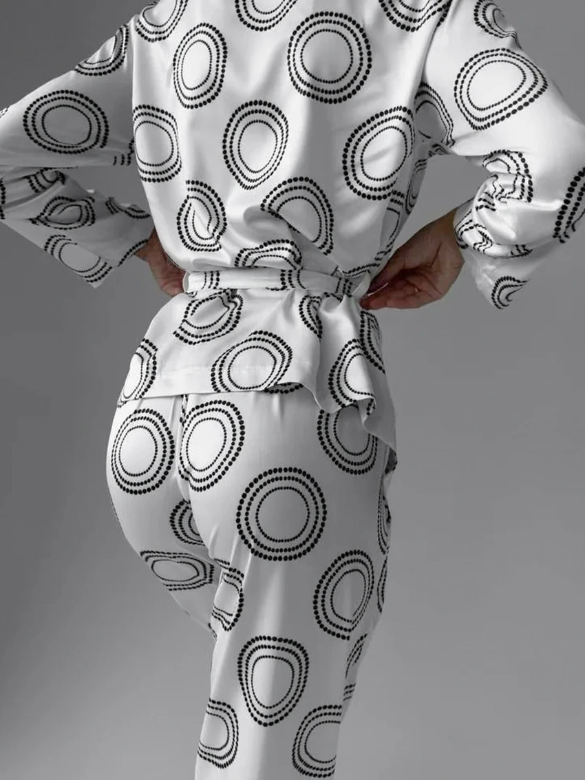 Рисунок 6 - Женский пижамный комплект Marthaqiqi