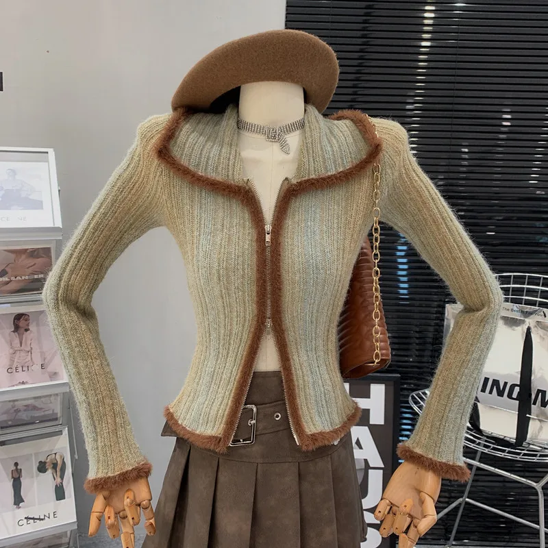 

Sexy short slim fitting long sleeved knit shirt sweater cardigan Bottom lapel zippered top for women