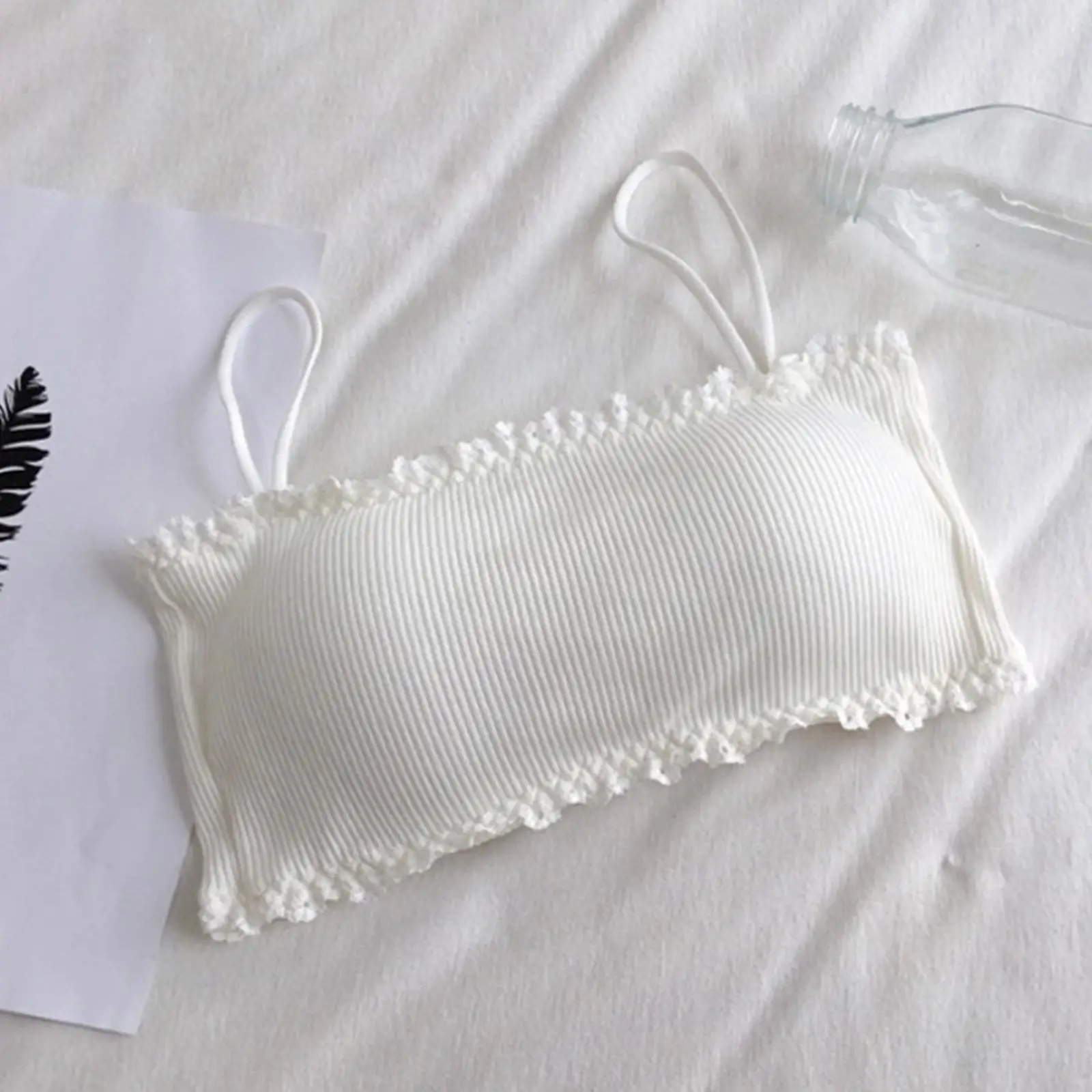 

Female Tube Top Sexy Lace Lingerie Invisible Bralette Seamless Strap Bra White Cute Underwear Summer Chest Wraps Crop Top