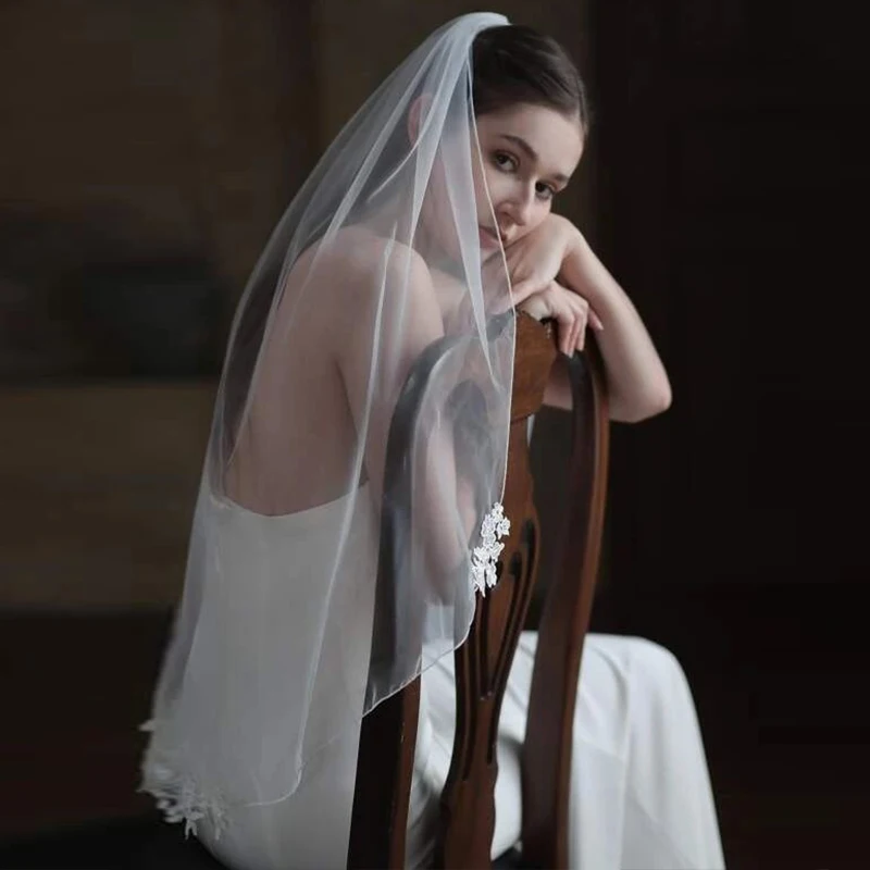 

Wedding bride elegant pure white ribbon wedding ceremony accessories Floral Applique Decor BridalVeil With Hair Comb