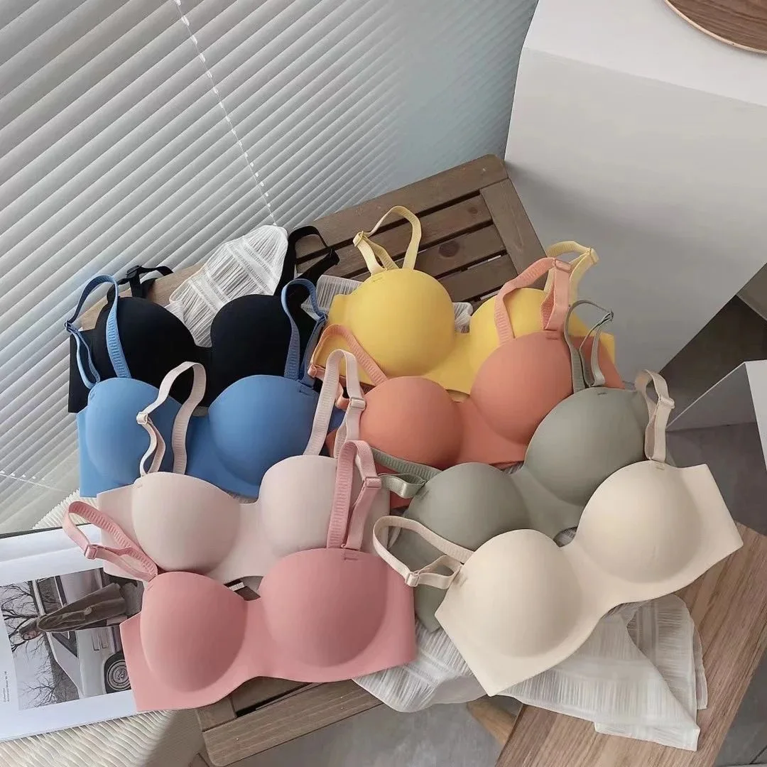 

Women Bra for Girls To Auxiliary Breast To Prevent Sagging and Seamless One-piece bra Without Steel Ring on Top Female Underwear