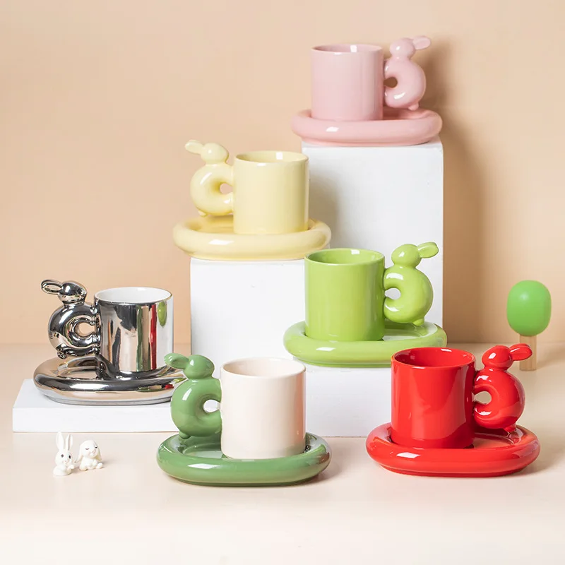 300 мл Изысканная керамическая кофейная чашка с кроликом креативная нишевая