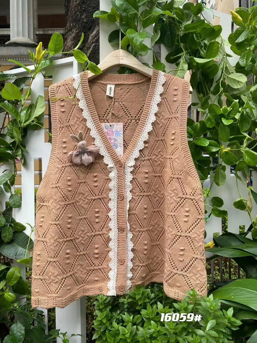 

Осенний Новый Милый хлопковый кружевной прошитый свитер жилет для женщин с v-образным вырезом без рукавов жилет Топ 16059
