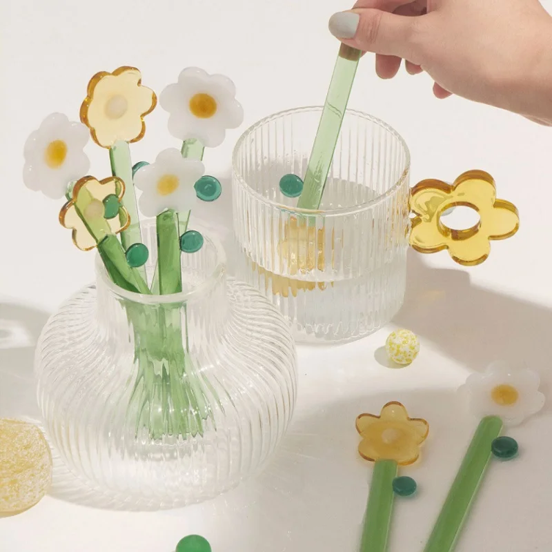 

Креативные стеклянные ложки для молока с цветами, прозрачная ложка для перемешивания кофе и десертов, кухонная посуда с длинной ручкой с цветами, мешалка