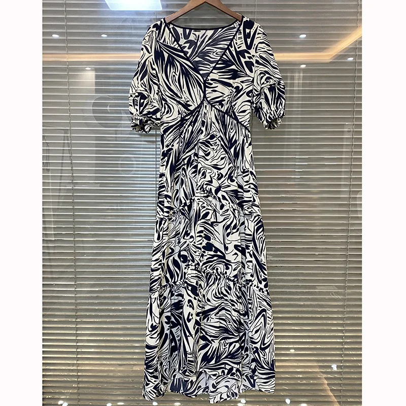 

Spring/Summer French Romantic V-neck Abstract Pattern Printed Short Sleeve Dress GZ059